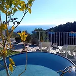 Message In A Bottle Couette-café 4*
