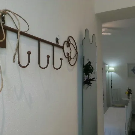 Bed & Breakfast Message In A Bottle *