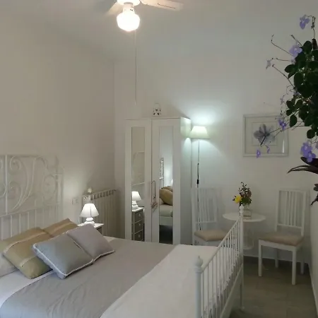Bed & Breakfast Message In A Bottle Camporosso (Liguria)