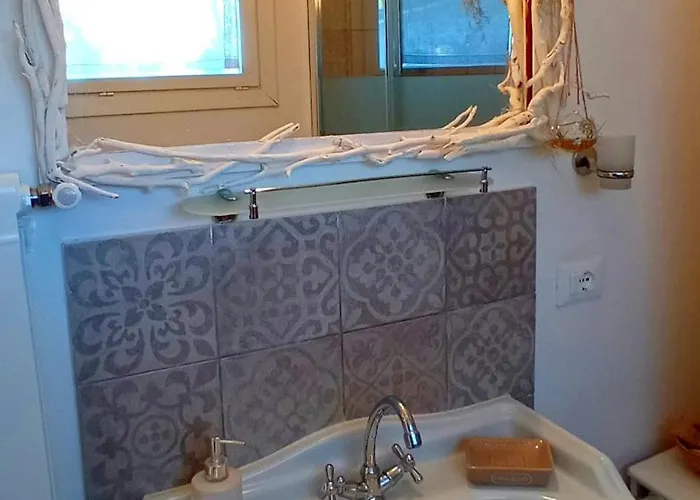 Message In A Bottle Bed & Breakfast