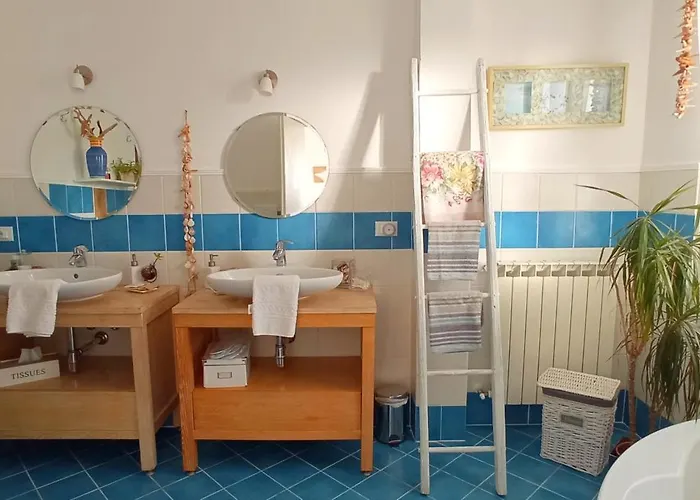 Message In A Bottle Bed & Breakfast 4*